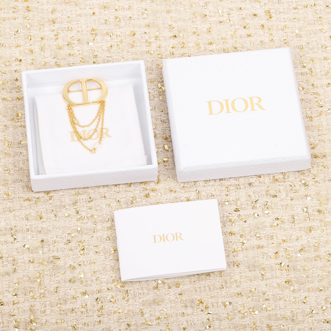 Christian Dior Brooches